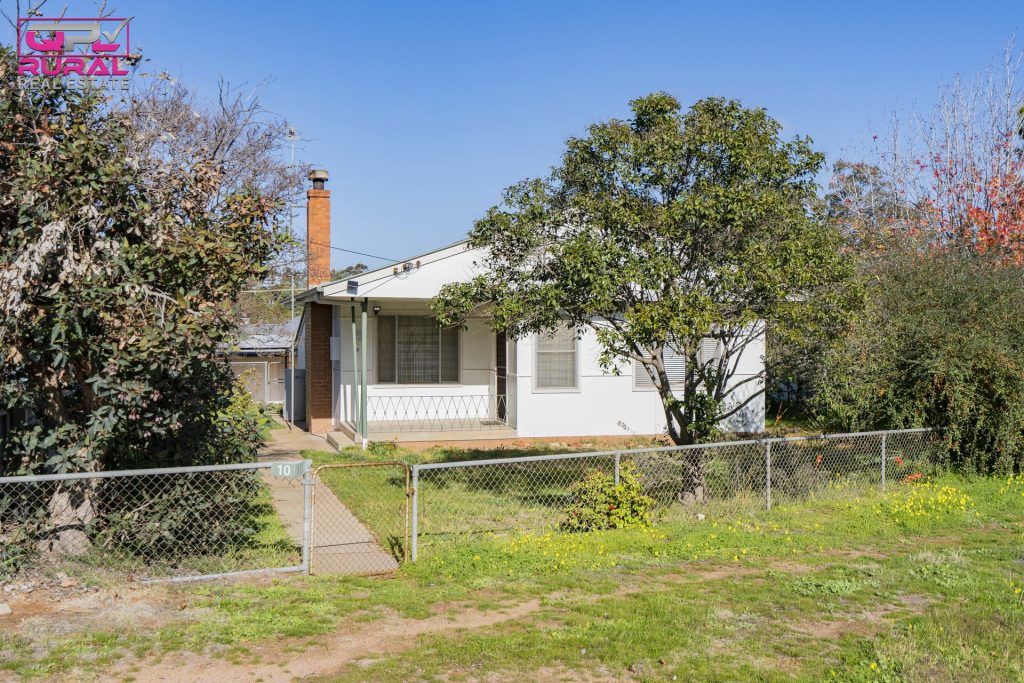 10 Crescent Street, Narrandera NSW 2700 - photo 28