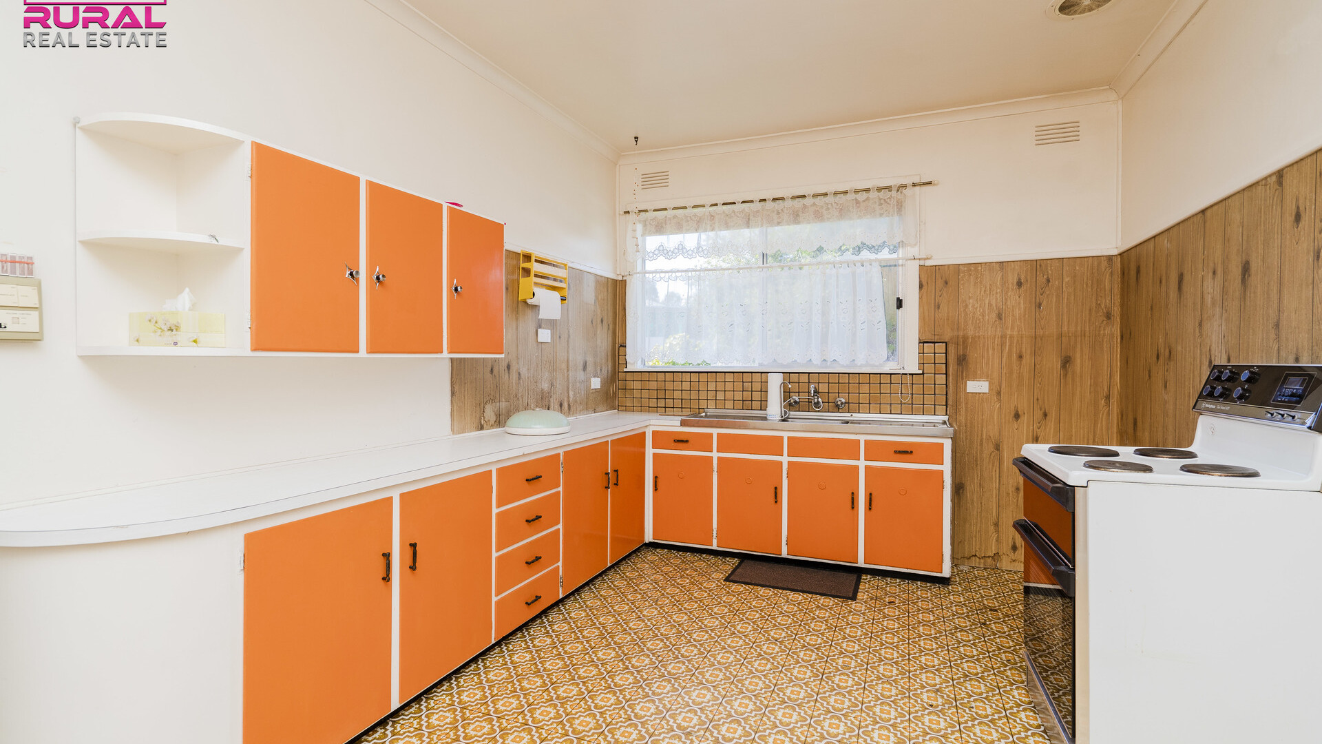 10 Crescent Street, Narrandera NSW 2700 - photo 7