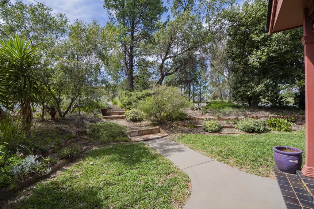2 Flood Street, Narrandera NSW 2700 - photo 4