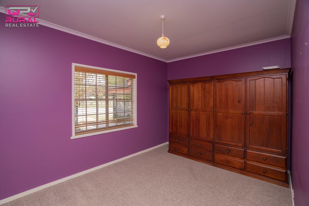 2 Flood Street, Narrandera NSW 2700 - photo 5