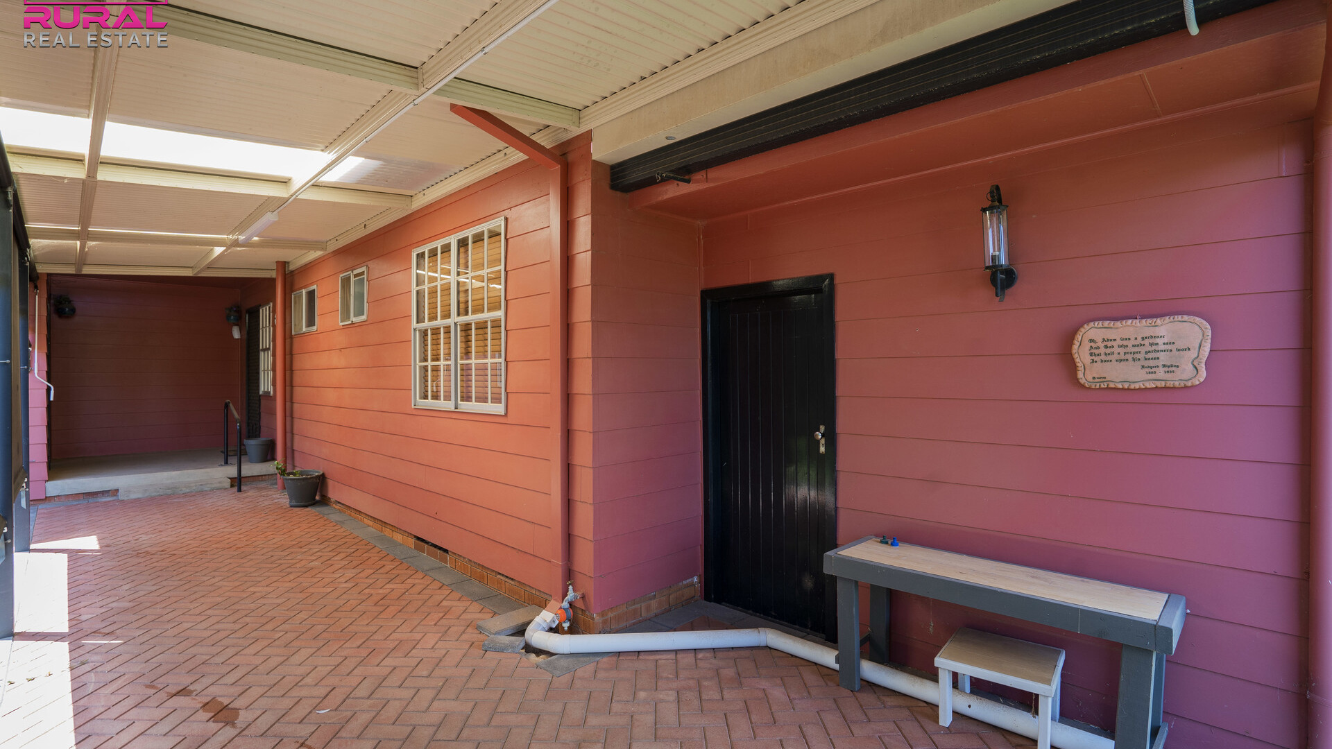 2 Flood Street, Narrandera NSW 2700 - photo 9