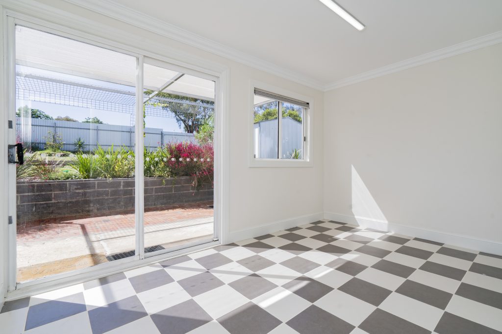 85 Ferrier Street, Narrandera NSW 2700 - photo 9