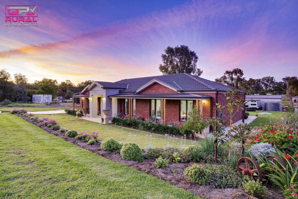 13-15 Hankinson Street, Narrandera NSW 2700 - McGrath Riverina