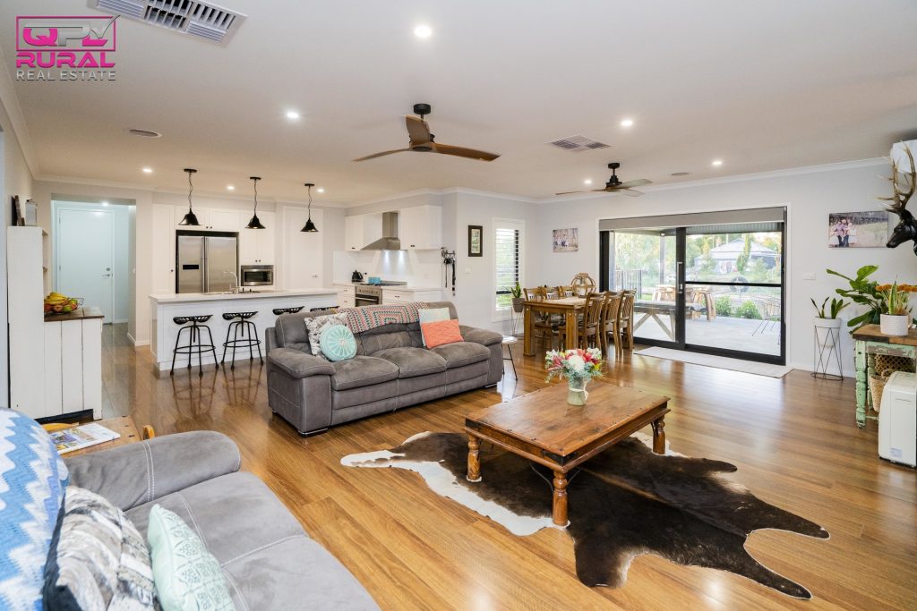 13-15 Hankinson Street, Narrandera NSW 2700 - photo 5