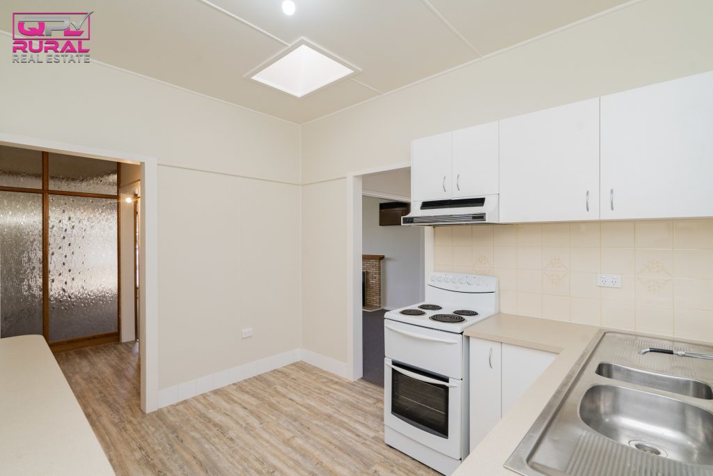 40 Riverine Street, Narrandera NSW 2700 - photo 3
