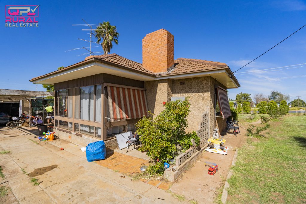 53 Dalgetty Street, Narrandera NSW 2700 - photo 11