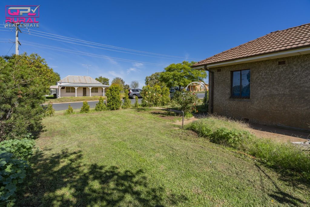 53 Dalgetty Street, Narrandera NSW 2700 - photo 13