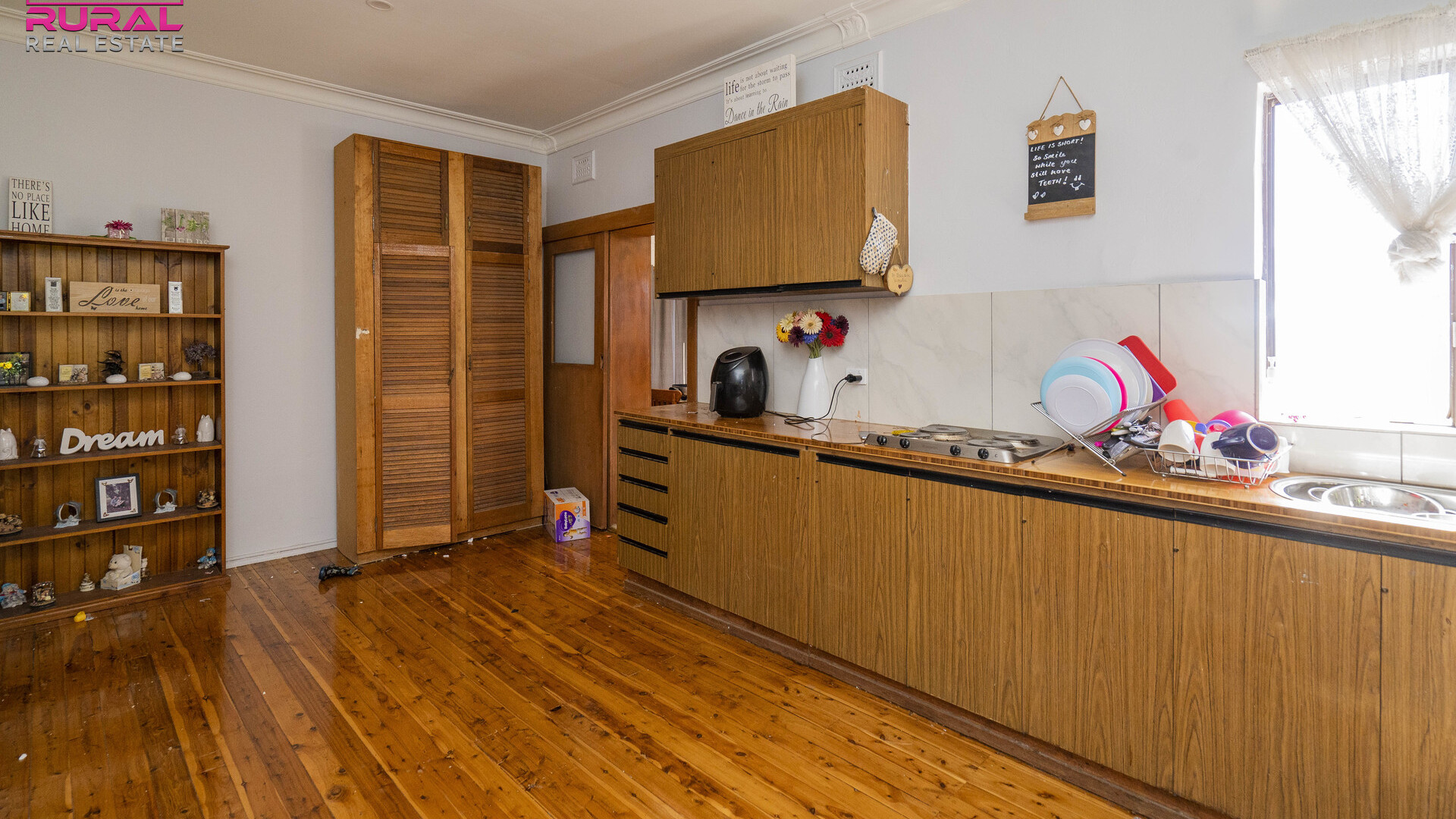 53 Dalgetty Street, Narrandera NSW 2700 - photo 5