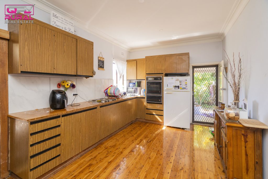 53 Dalgetty Street, Narrandera NSW 2700 - photo 6