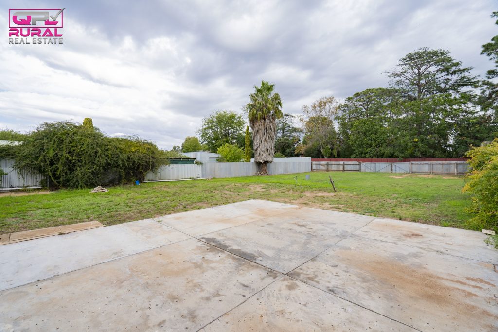 6 Argyle Street, Narrandera NSW 2700 - photo 15