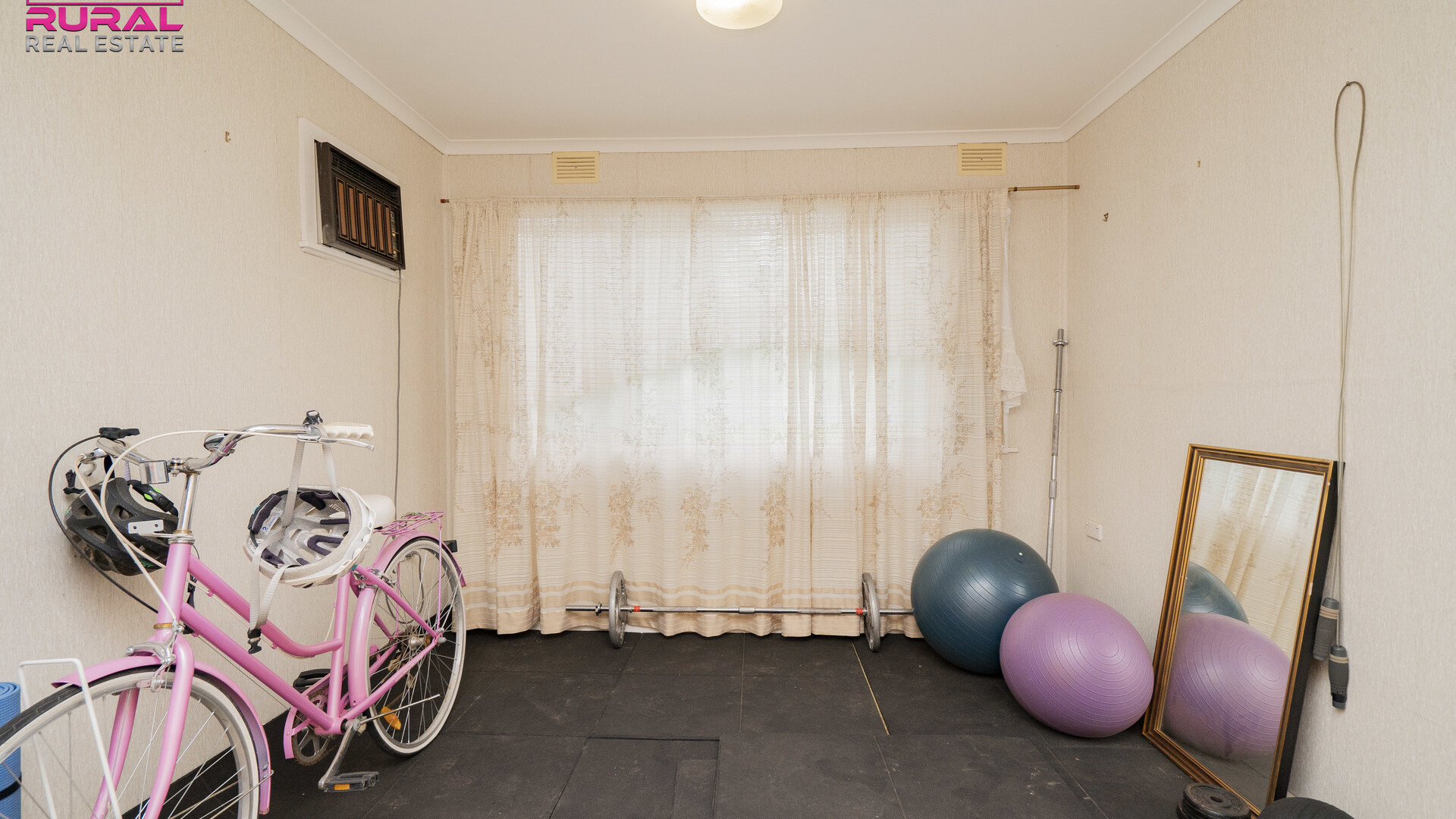 6 Argyle Street, Narrandera NSW 2700 - photo 10