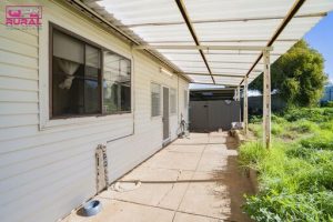 87 Ferrier Street, Narrandera NSW 2700 - photo 12