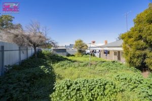 87 Ferrier Street, Narrandera NSW 2700 - photo 15
