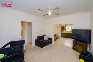 87 Ferrier Street, Narrandera NSW 2700 - photo 7