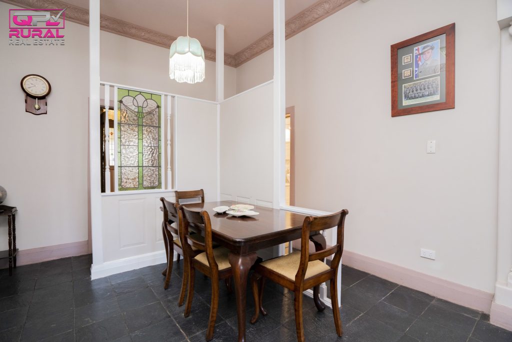 2 Coolibah Street, Leeton NSW 2705 - photo 11