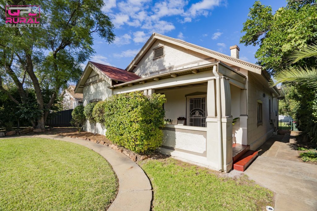 2 Coolibah Street, Leeton NSW 2705 - McGrath Riverina