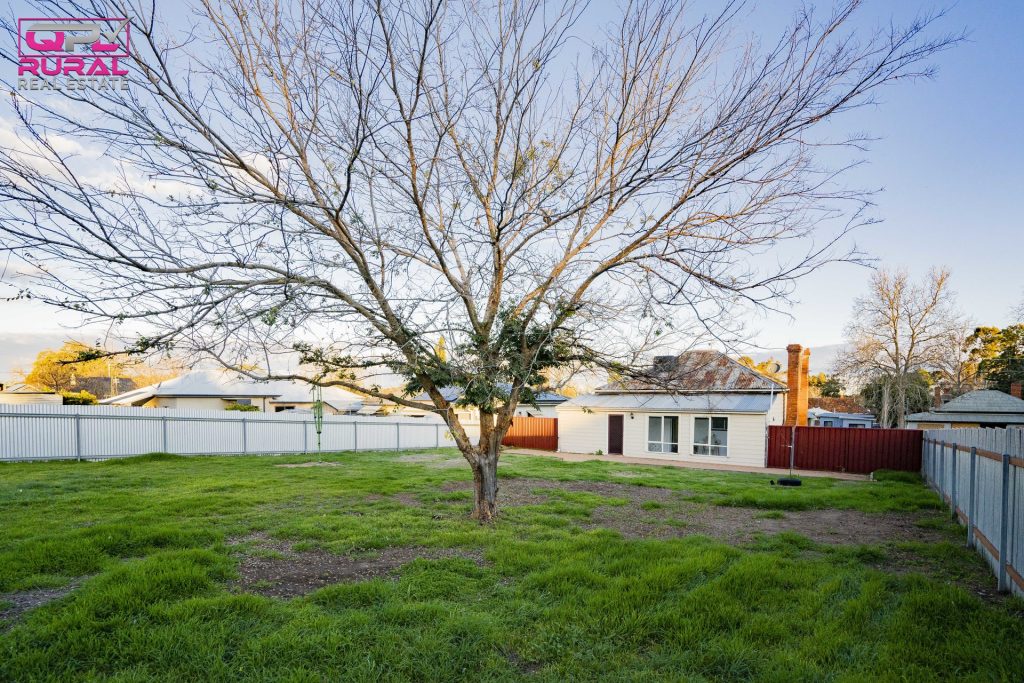 43 King Street, Narrandera NSW 2700 - photo 16