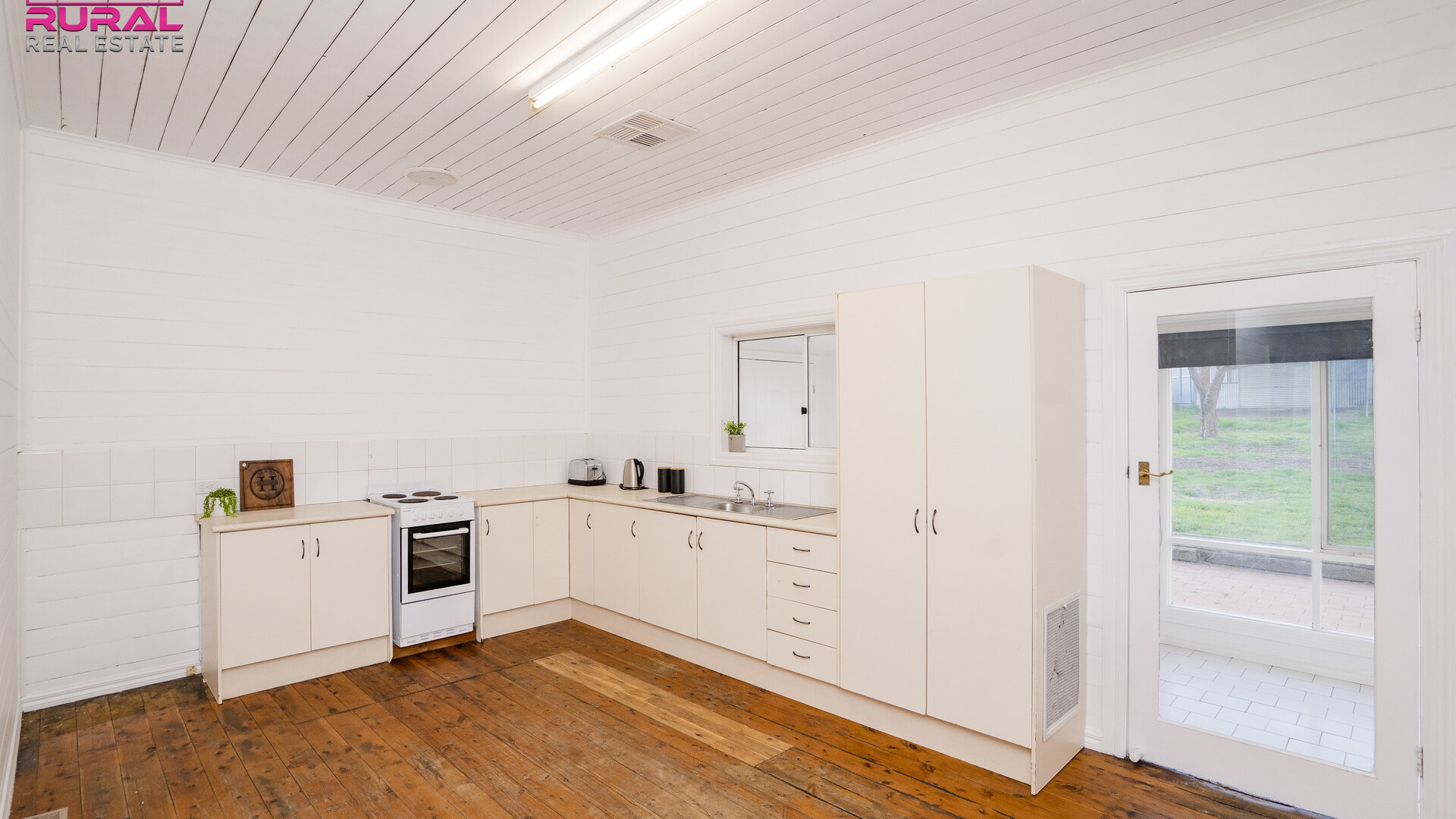 43 King Street, Narrandera NSW 2700 - photo 6