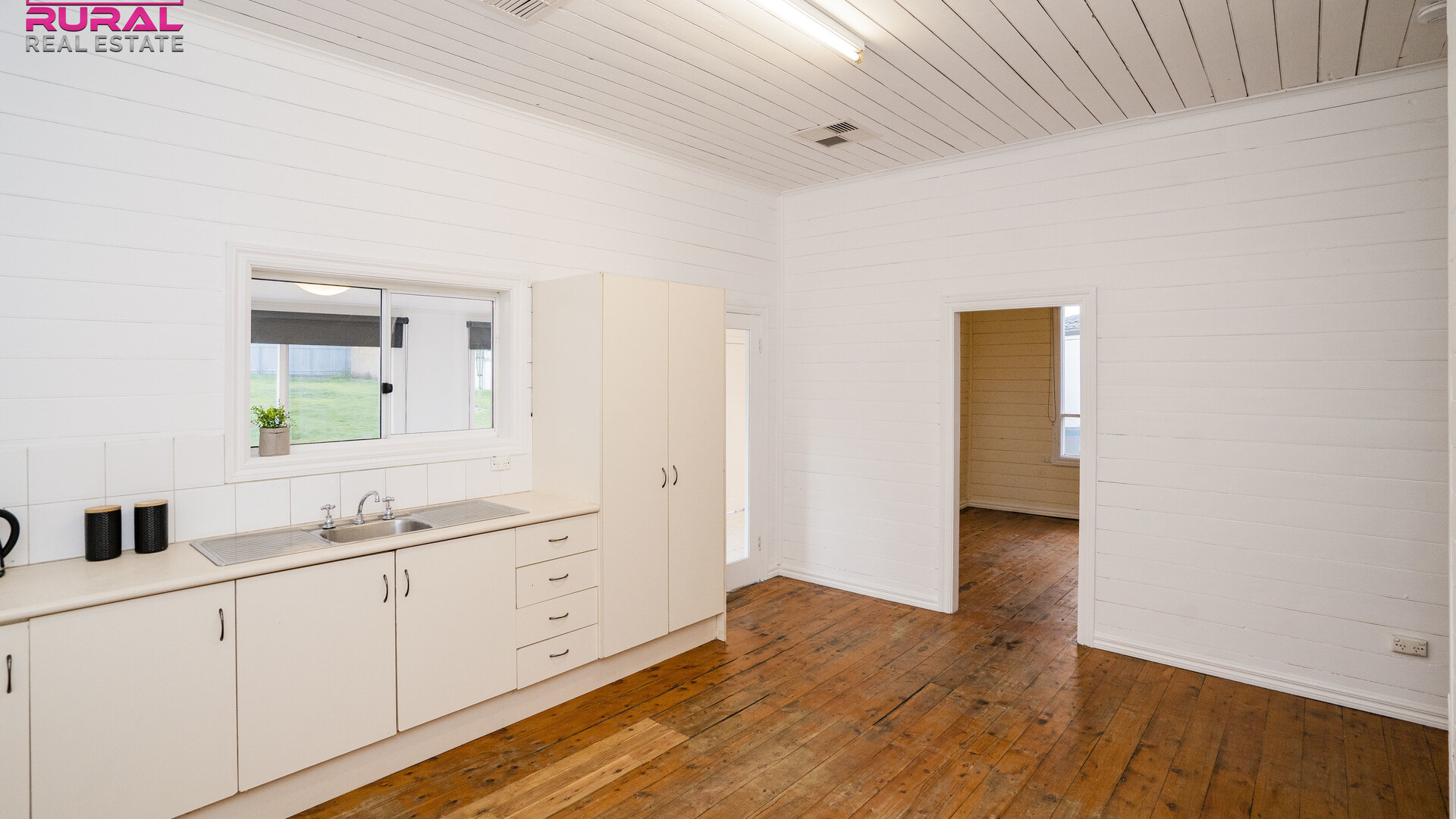43 King Street, Narrandera NSW 2700 - photo 8