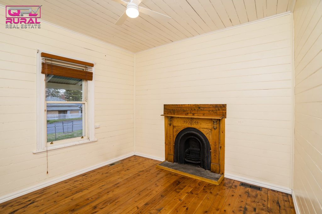 43 King Street, Narrandera NSW 2700 - photo 9