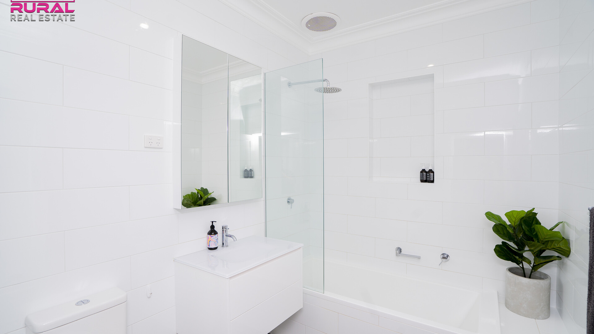 45 Elwin Street, Narrandera NSW 2700 - photo 12
