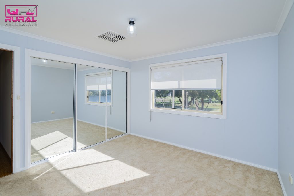 117 Pine Hill Road, Narrandera NSW 2700 - photo 11