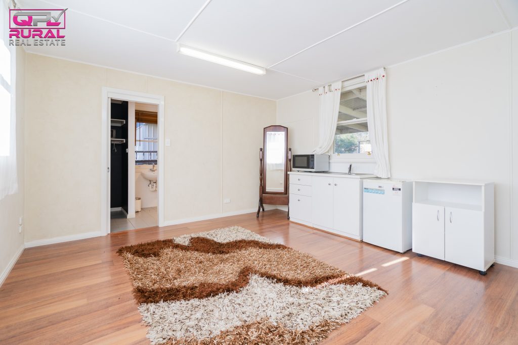 117 Pine Hill Road, Narrandera NSW 2700 - photo 17