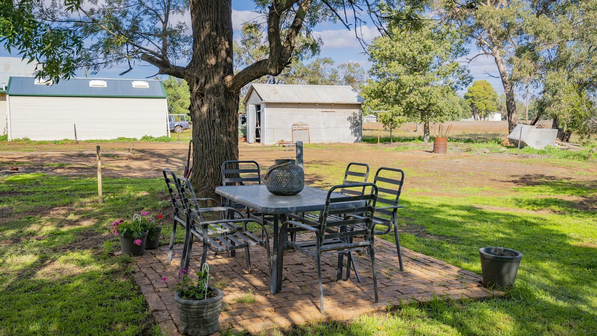 10 Deakin Street, Beckom NSW 2665 - photo 19