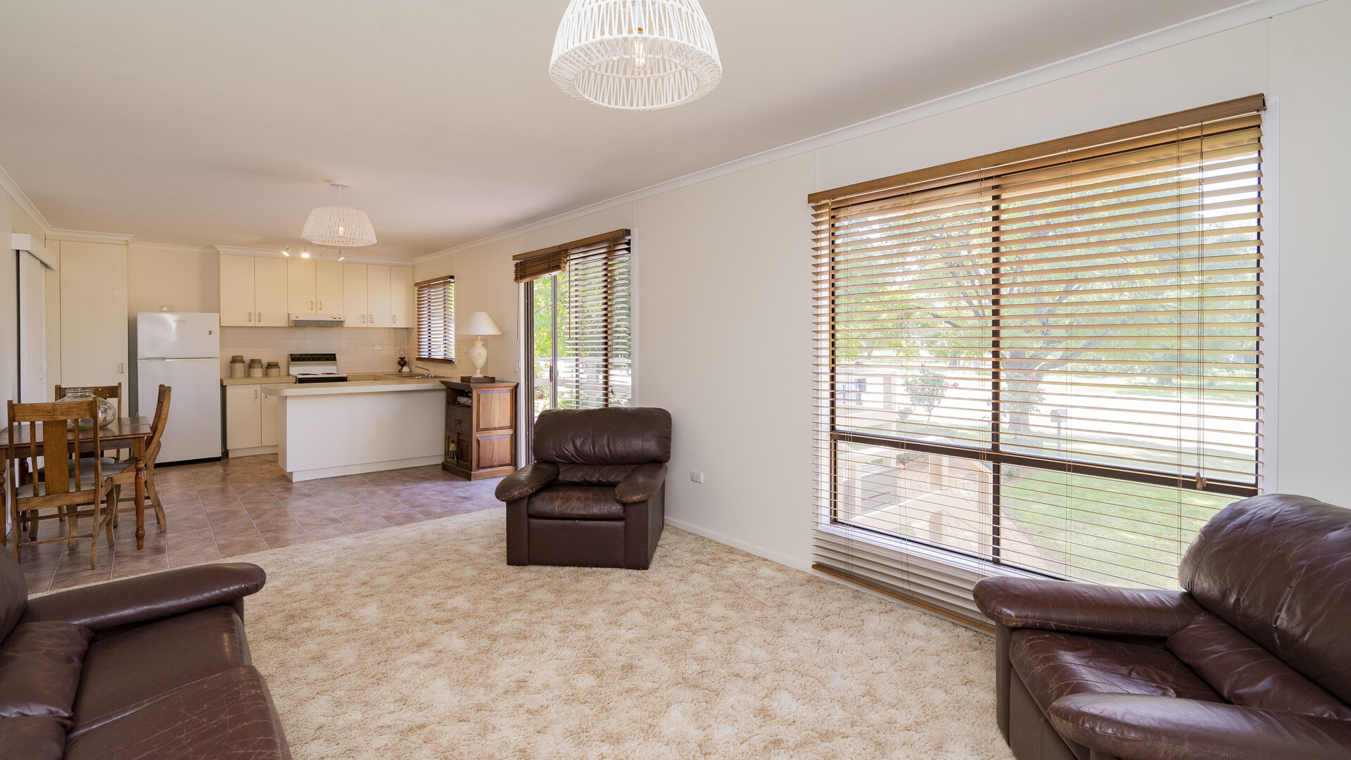 10 Deakin Street, Beckom NSW 2665 - photo 7