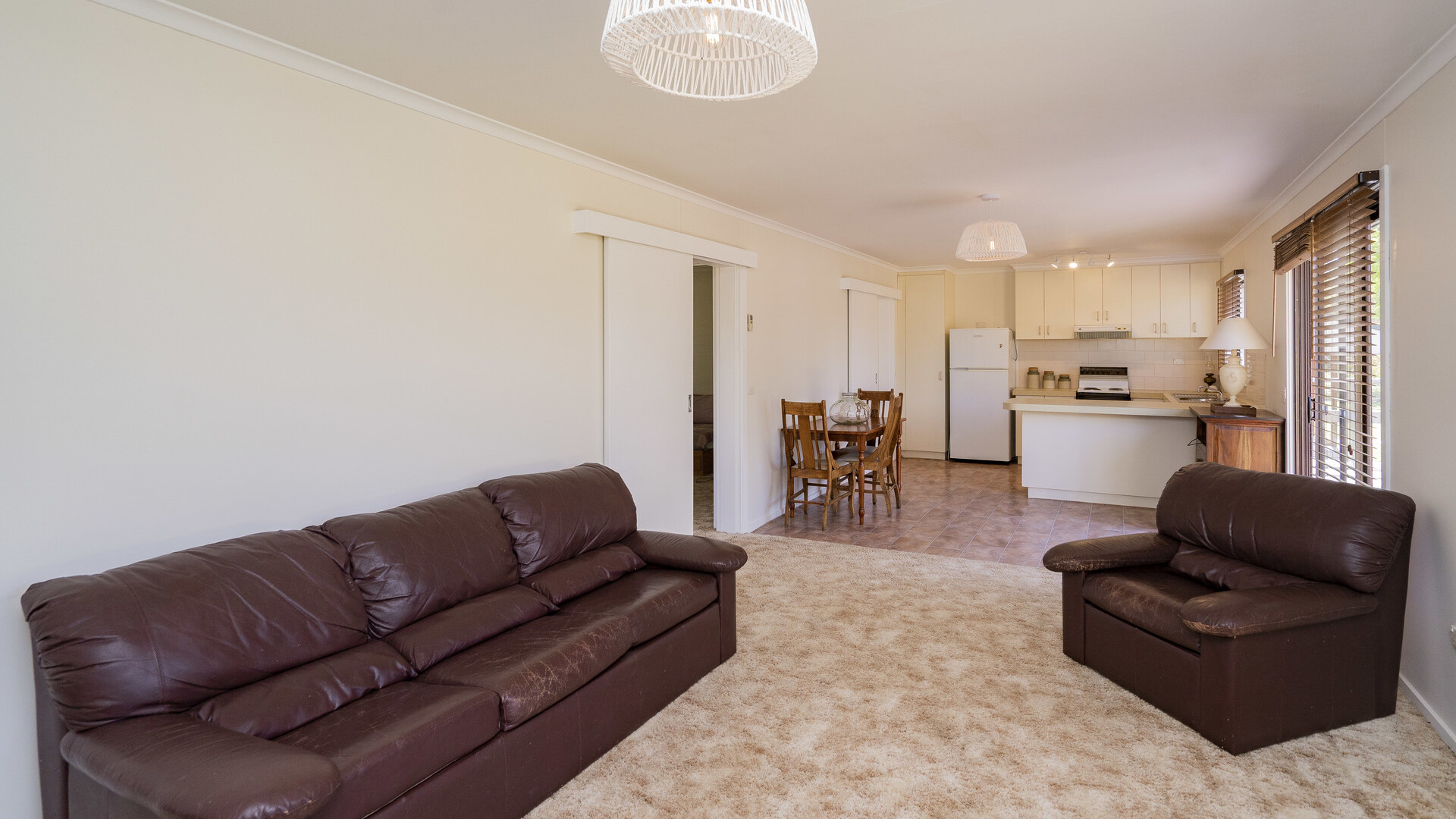 10 Deakin Street, Beckom NSW 2665 - photo 8