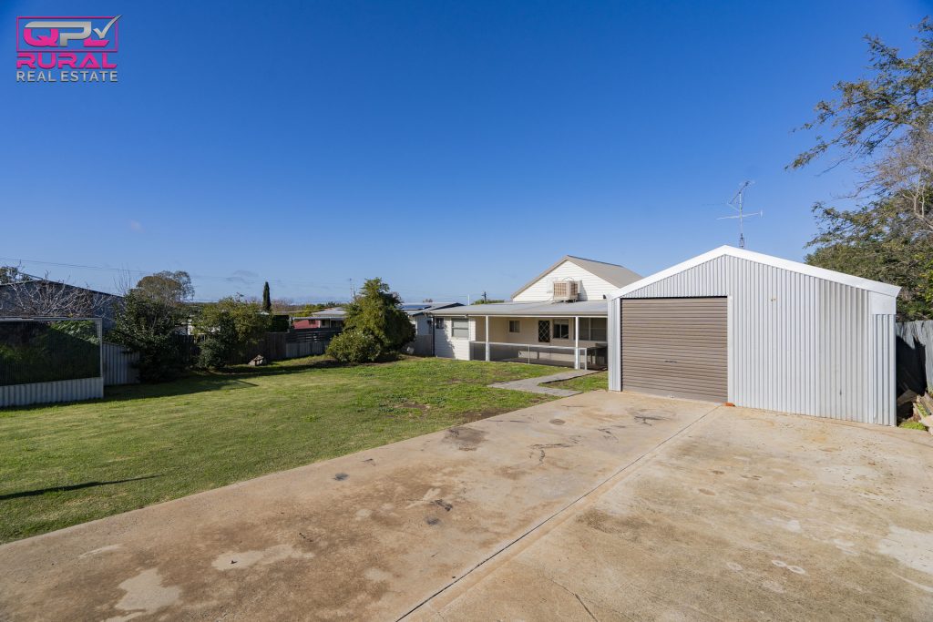 27 Roslyn Street, Narrandera NSW 2700 - photo 15