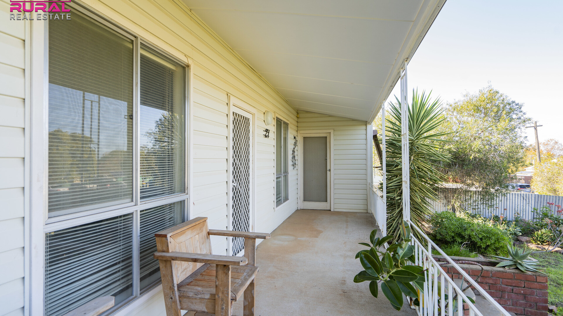 27 Roslyn Street, Narrandera NSW 2700 - photo 3