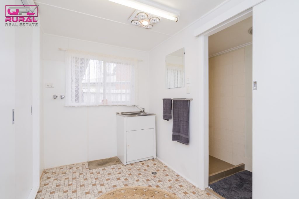 5 Cherry Avenue, Leeton NSW 2705 - photo 13