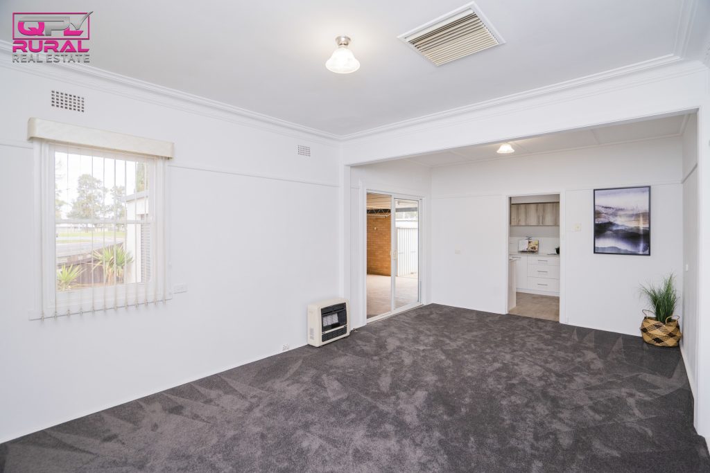 5 Cherry Avenue, Leeton NSW 2705 - photo 7