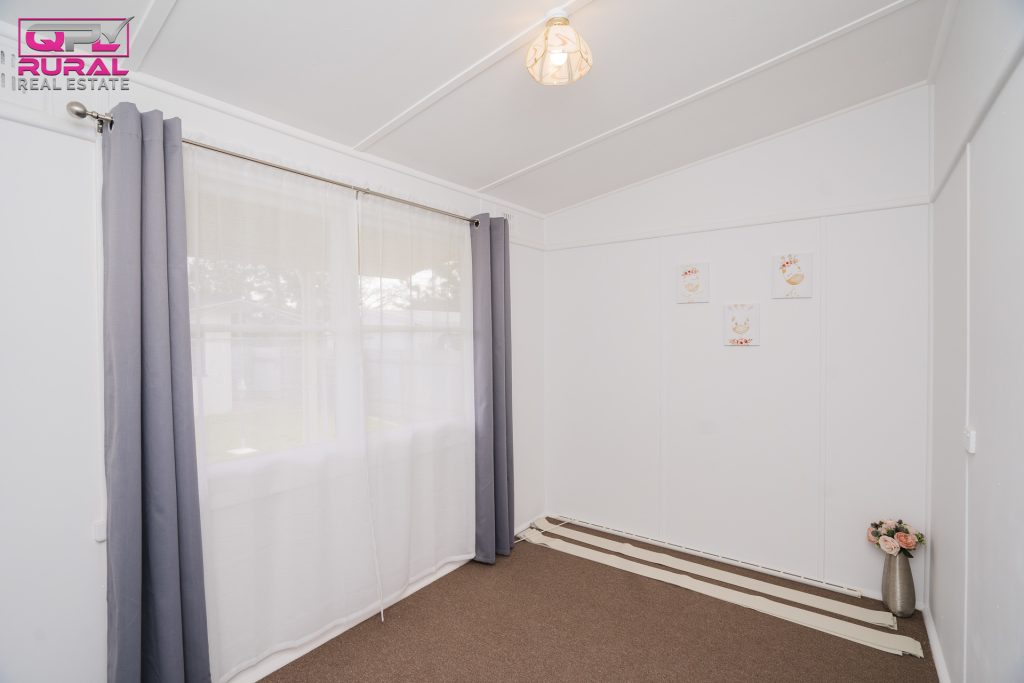 5 Cherry Avenue, Leeton NSW 2705 - photo 10