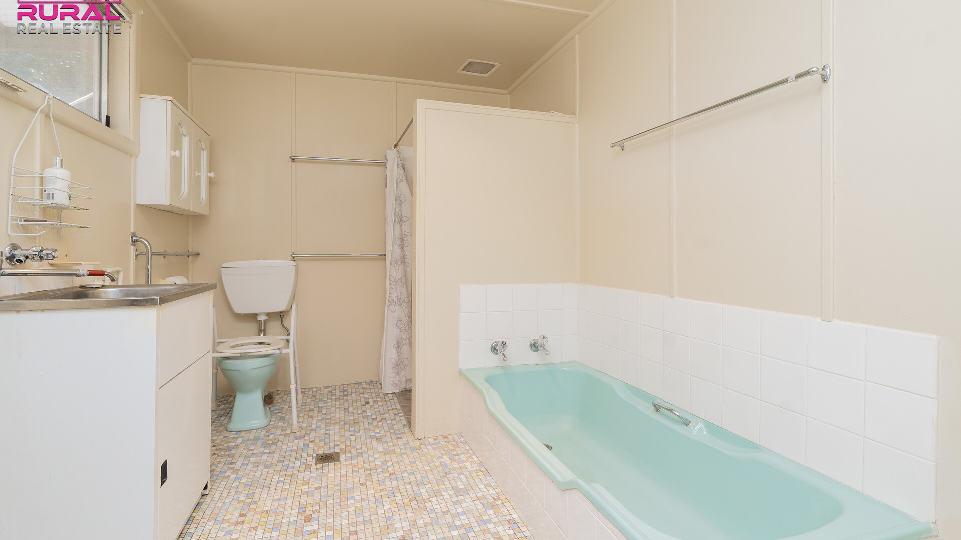 117 Acacia Avenue, Leeton NSW 2705 - photo 9