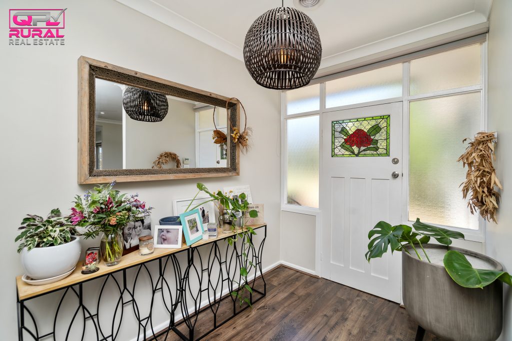 62 Haig Street, Temora NSW 2666 - photo 2