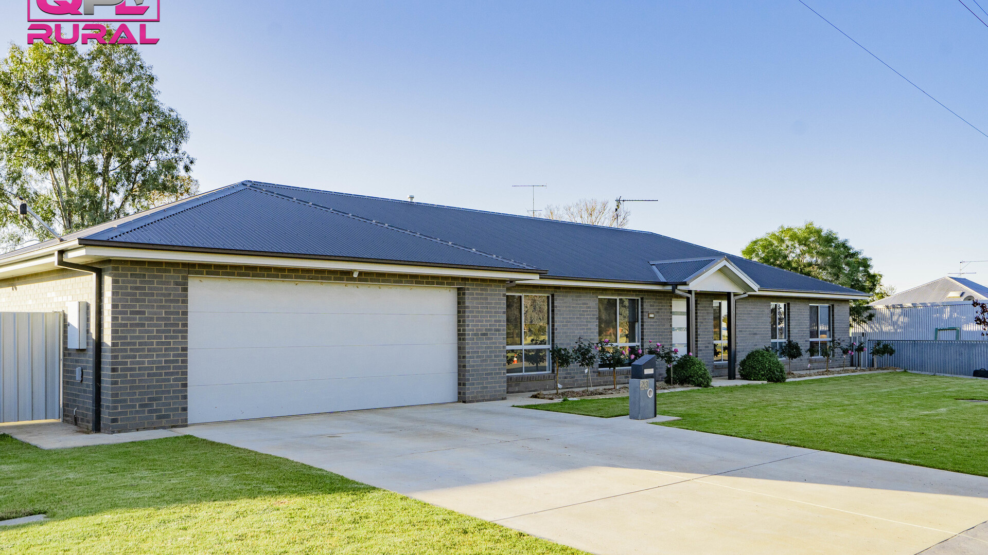 23 Britannia Street, Temora NSW 2666 - photo 2