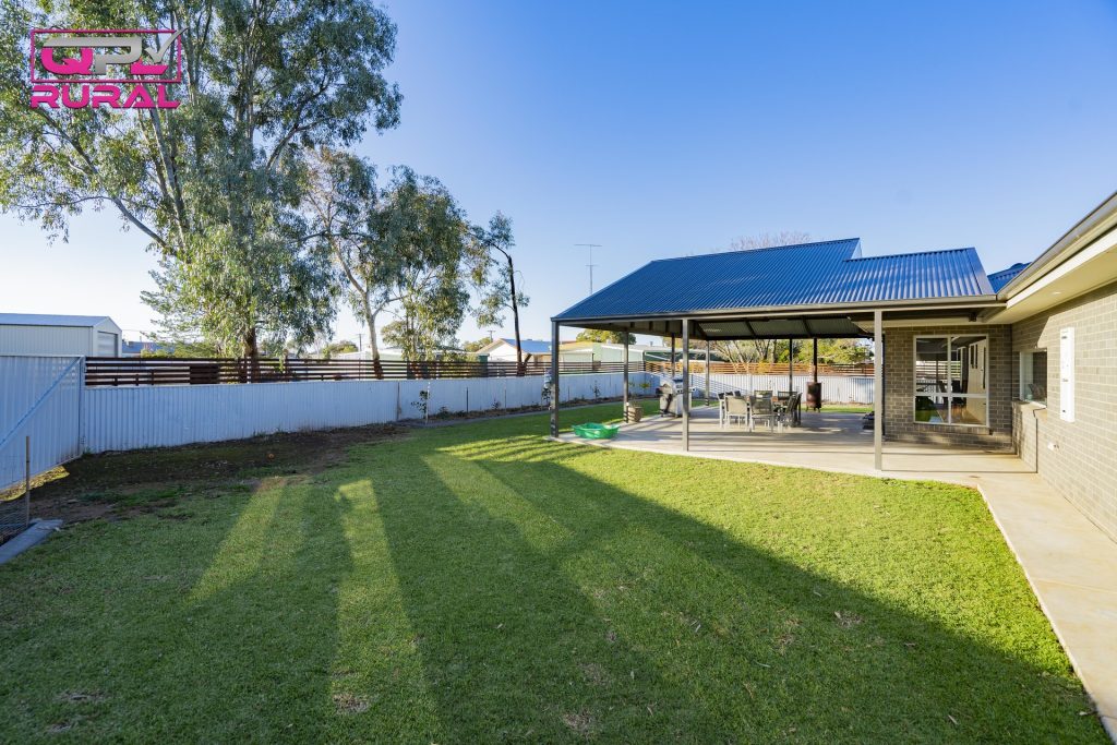 23 Britannia Street, Temora NSW 2666 - photo 21