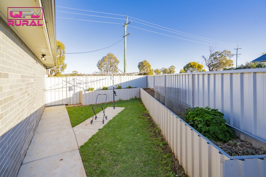 23 Britannia Street, Temora NSW 2666 - photo 22