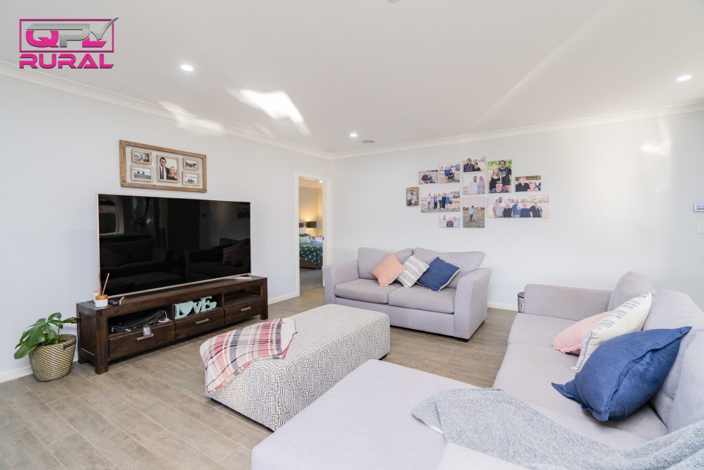 23 Britannia Street, Temora NSW 2666 - photo 8