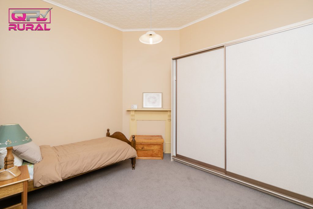 141 Loftus Street, Temora NSW 2666 - photo 11