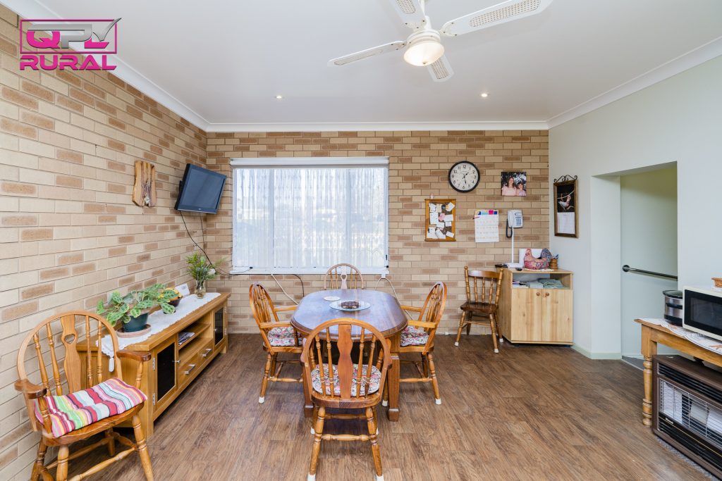 141 Loftus Street, Temora NSW 2666 - photo 8