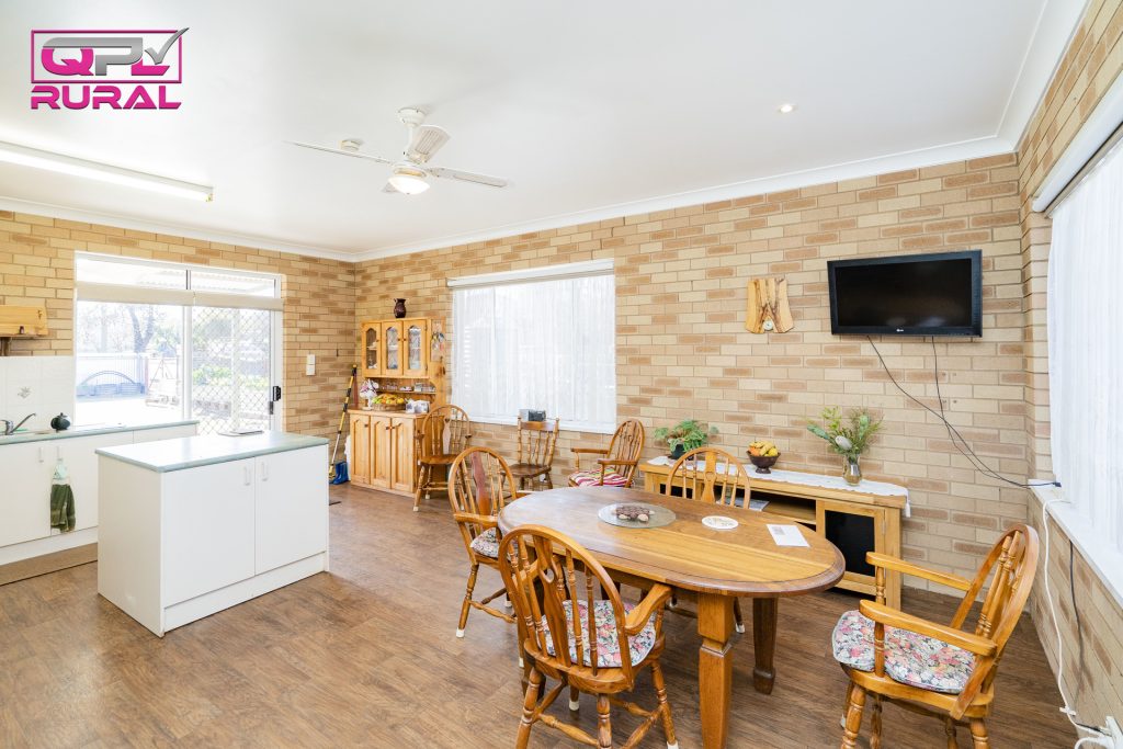 141 Loftus Street, Temora NSW 2666 - photo 9