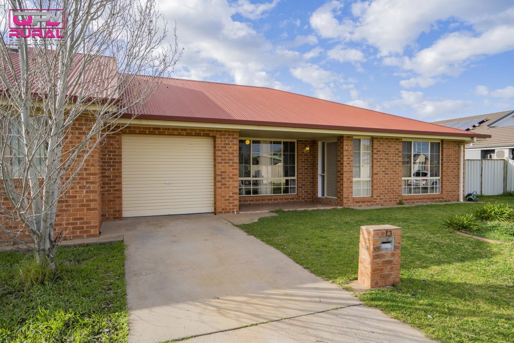 2/13 Boronia Road, Leeton NSW 2705 - McGrath Riverina