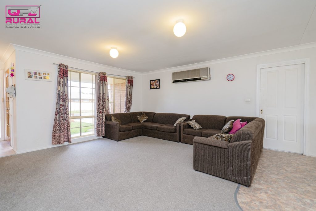2/13 Boronia Road, Leeton NSW 2705 - photo 6
