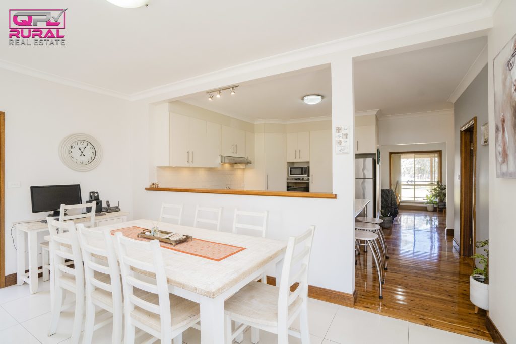 142 Goldfields Way, Temora NSW 2666 - photo 5
