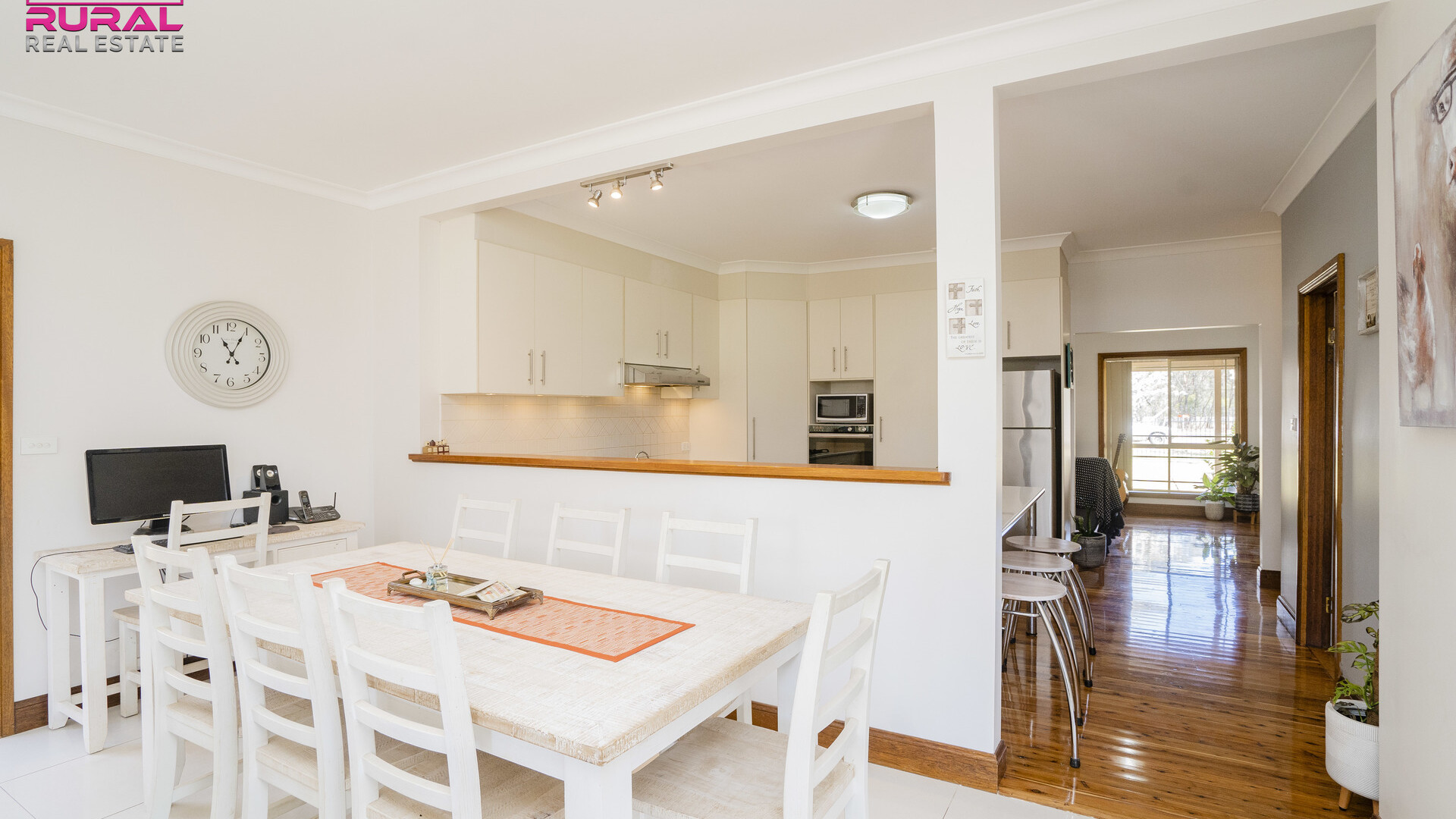 142 Goldfields Way, Temora NSW 2666 - photo 5