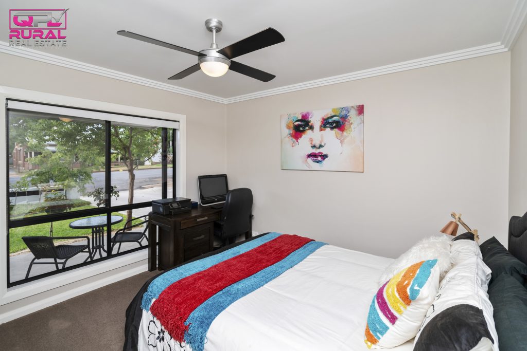 140 Polaris Street, Temora NSW 2666 - photo 14
