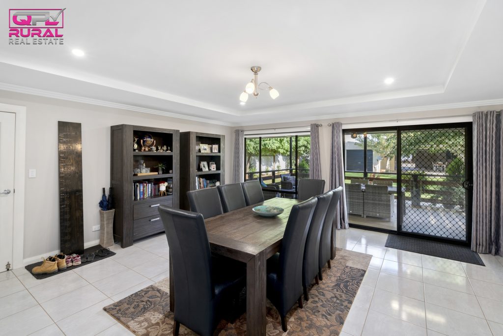 140 Polaris Street, Temora NSW 2666 - photo 6